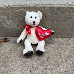 VTG White and Red Teddy Bear with Heart Kids of America Corp